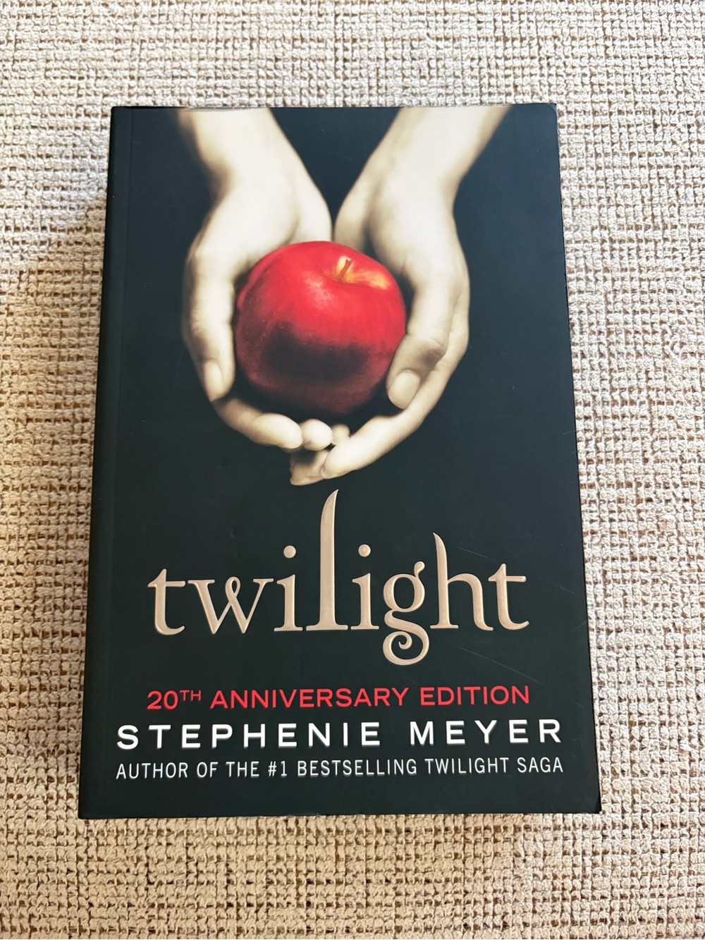 Twilight 20th Anniversary Edition- Paperback